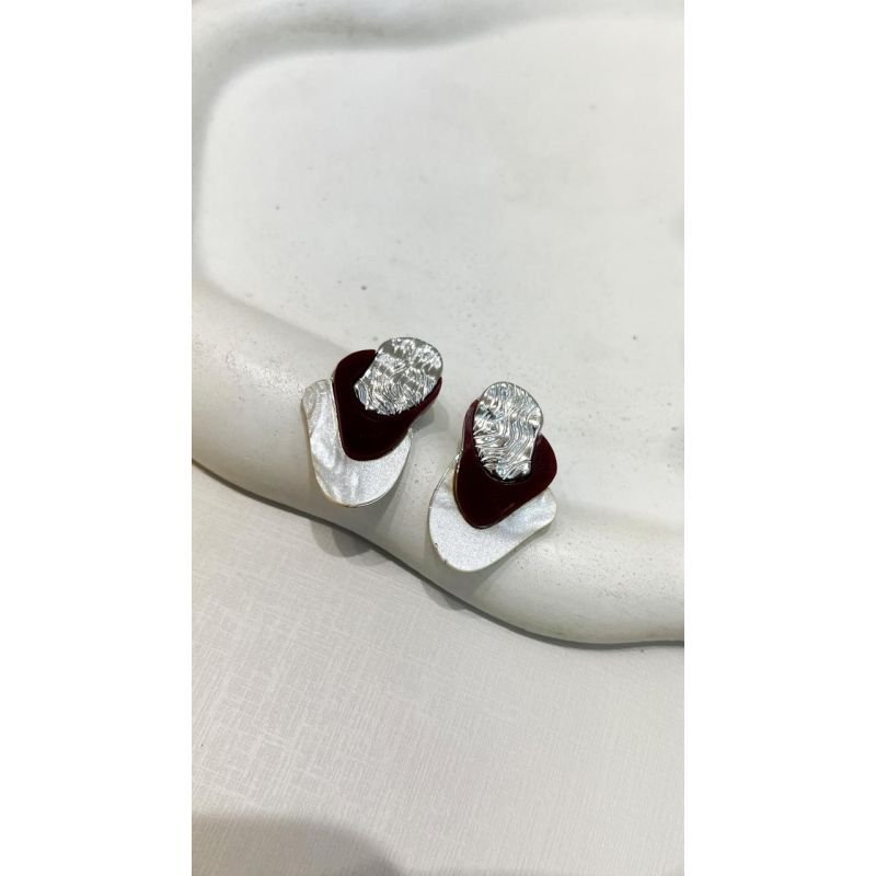 Brinco Cascata Raízes Vinho + Madrepérola
